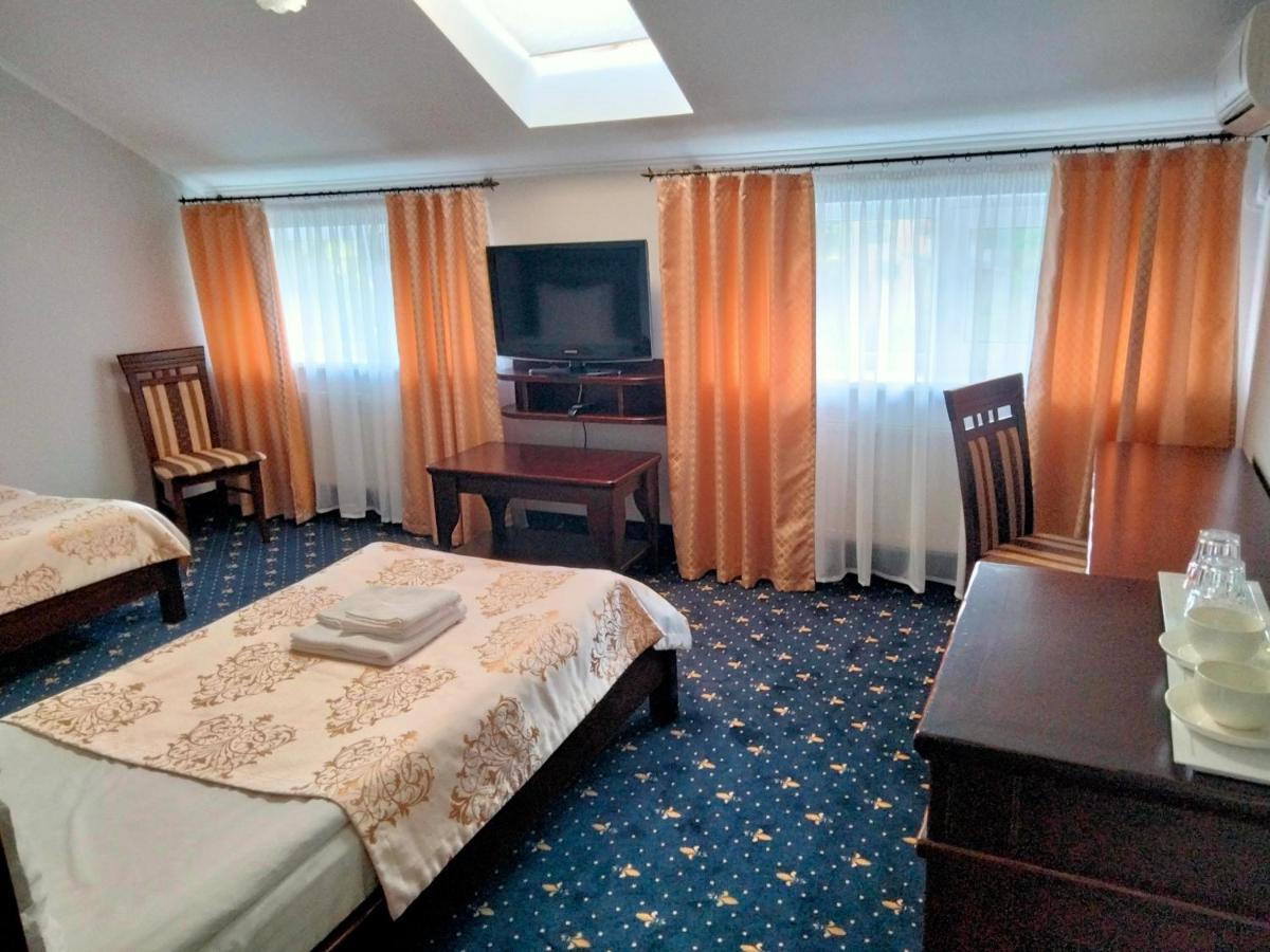 Sapsan Hotel Ternopil Luaran gambar