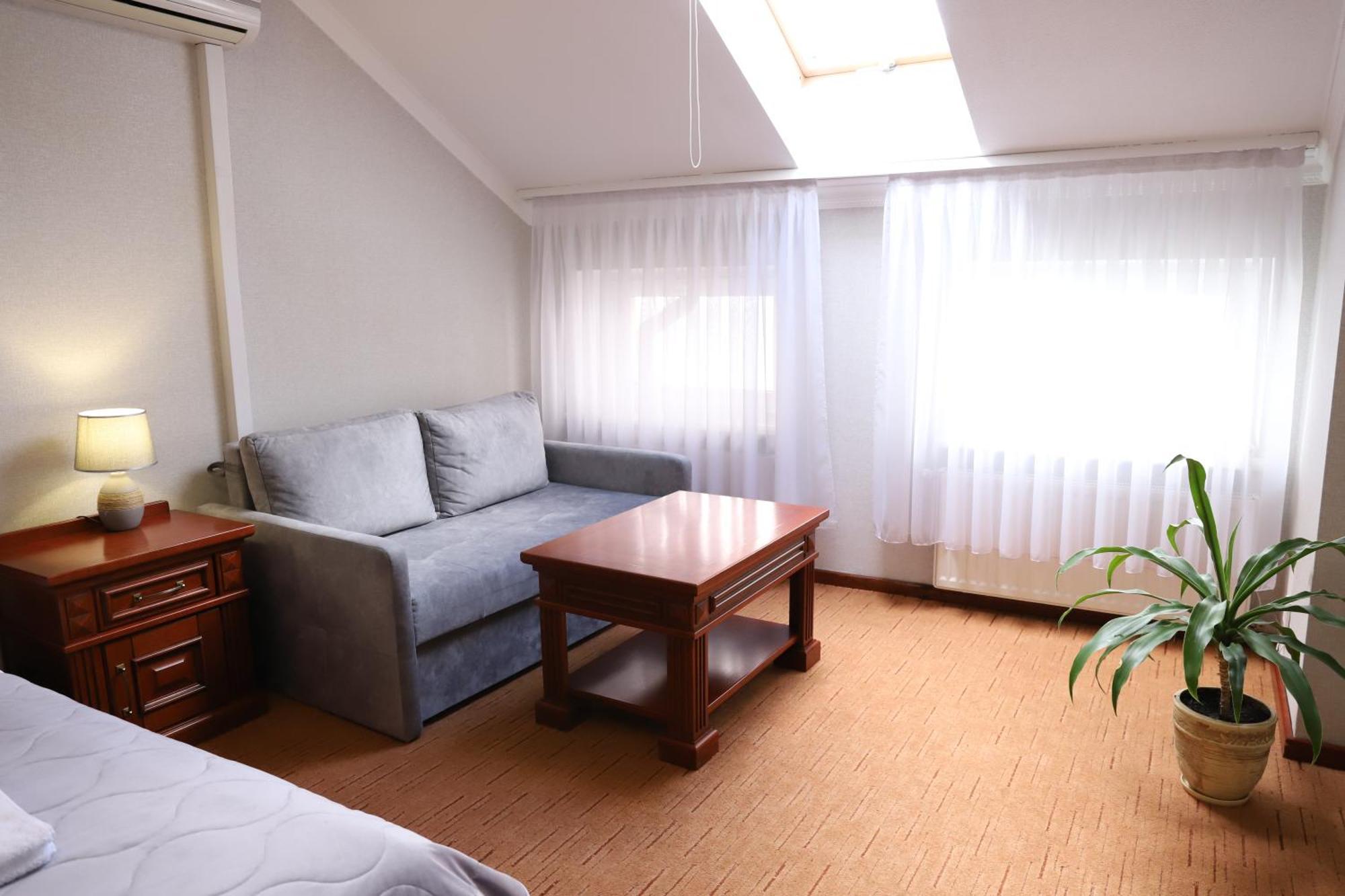 Sapsan Hotel Ternopil Luaran gambar