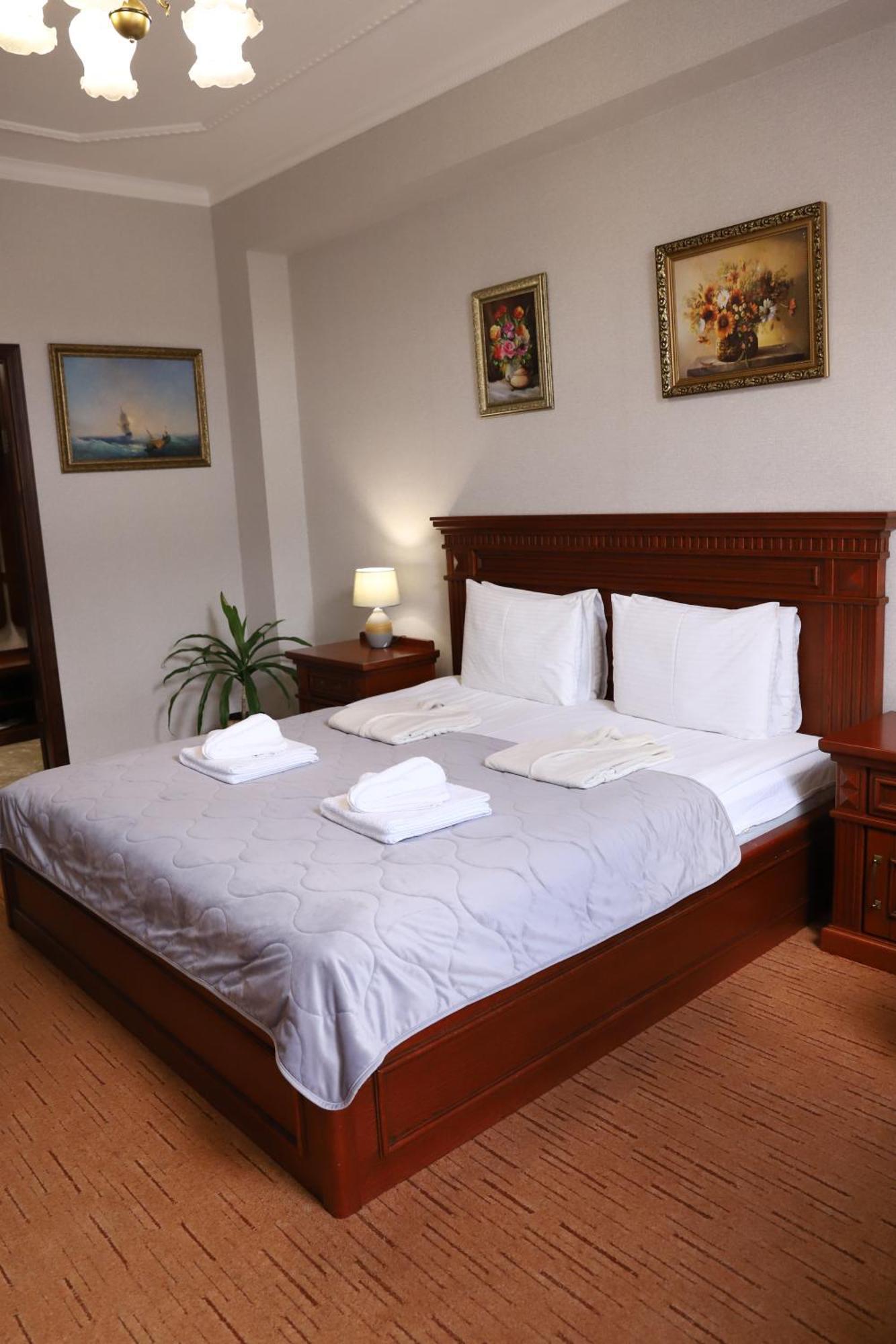 Sapsan Hotel Ternopil Luaran gambar