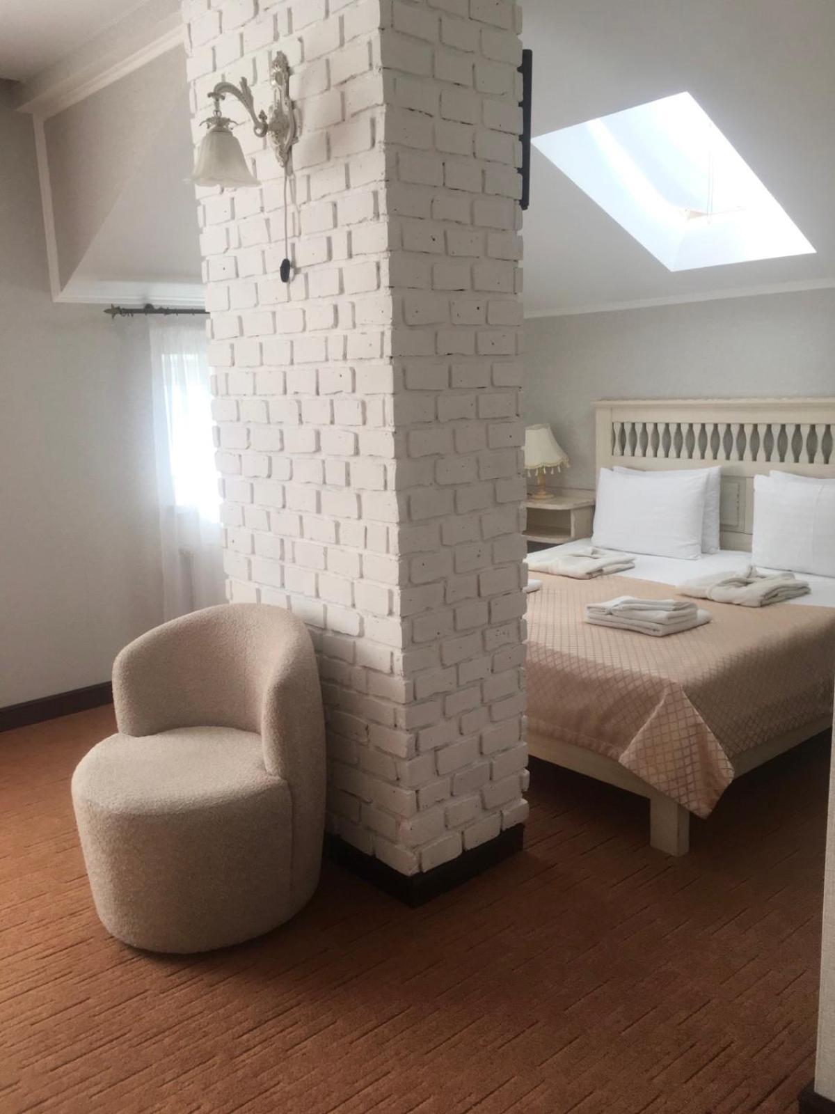 Sapsan Hotel Ternopil Luaran gambar