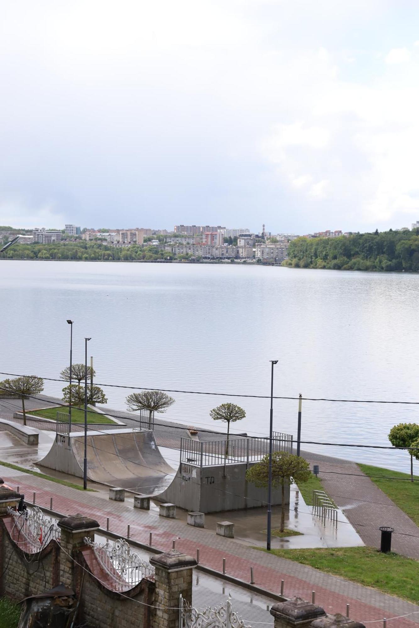 Sapsan Hotel Ternopil Luaran gambar