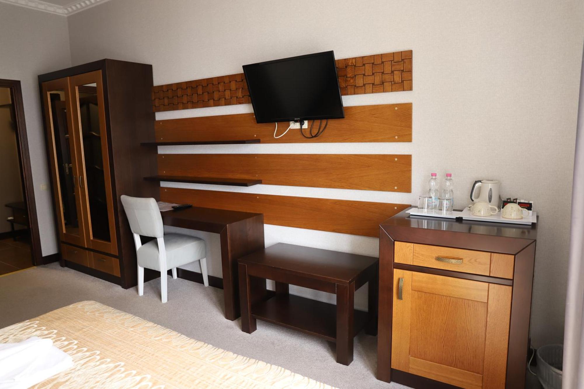 Sapsan Hotel Ternopil Luaran gambar