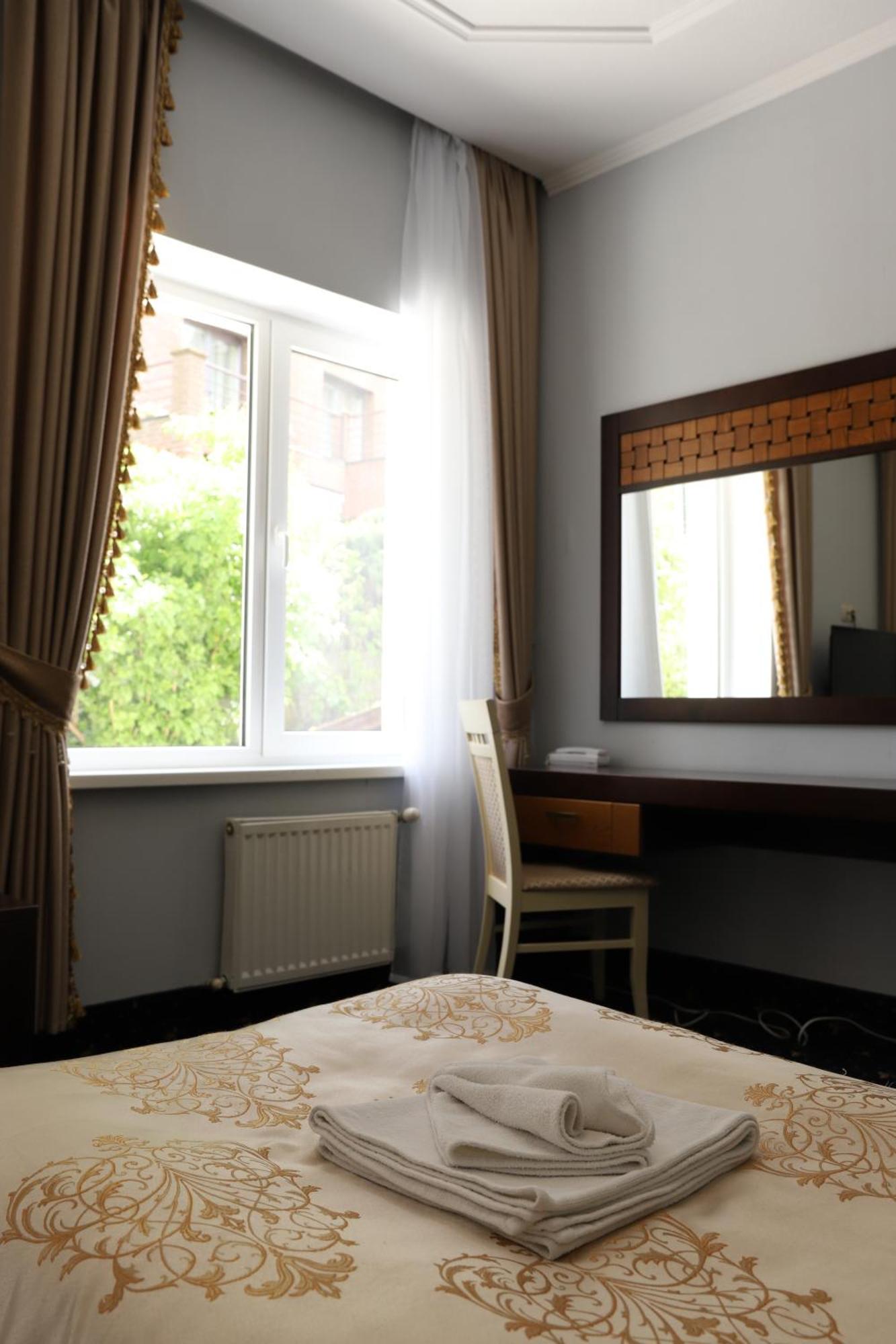 Sapsan Hotel Ternopil Luaran gambar