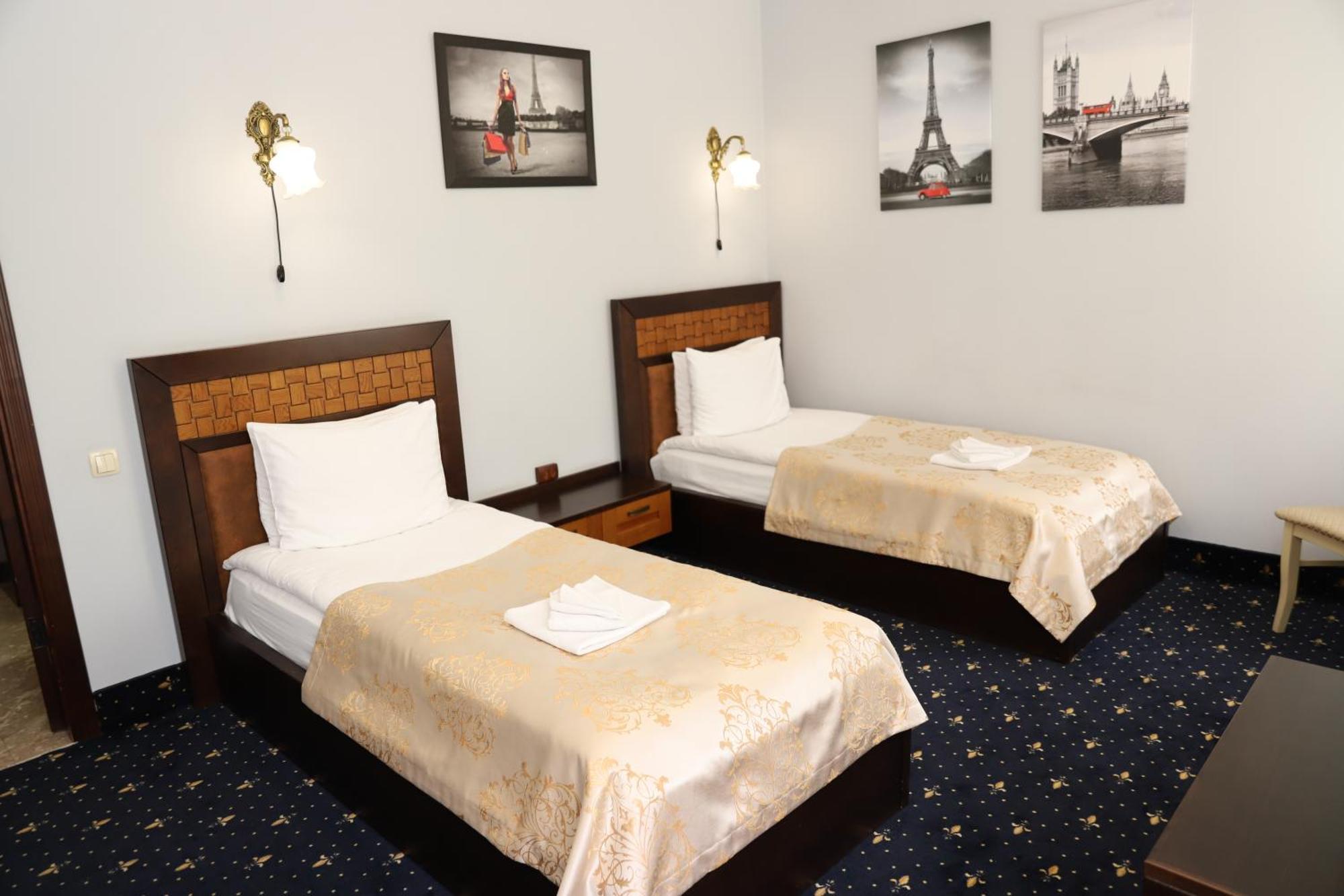 Sapsan Hotel Ternopil Luaran gambar