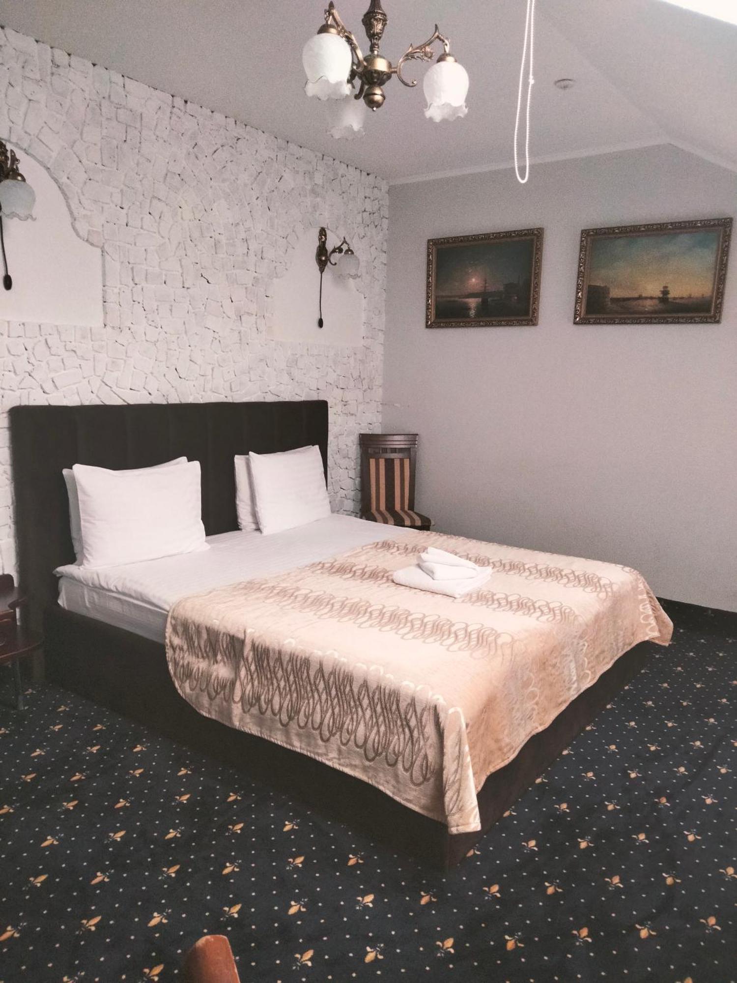 Sapsan Hotel Ternopil Luaran gambar